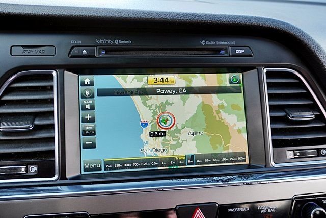 Used 2016 Gray Hyundai Limited image 24