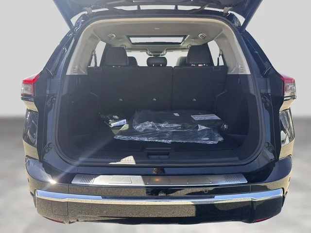 2025 Nissan Rogue Platinum - Photo 19