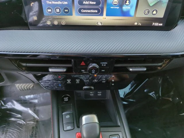 Certified Used 2026 Black Nissan SR image 21