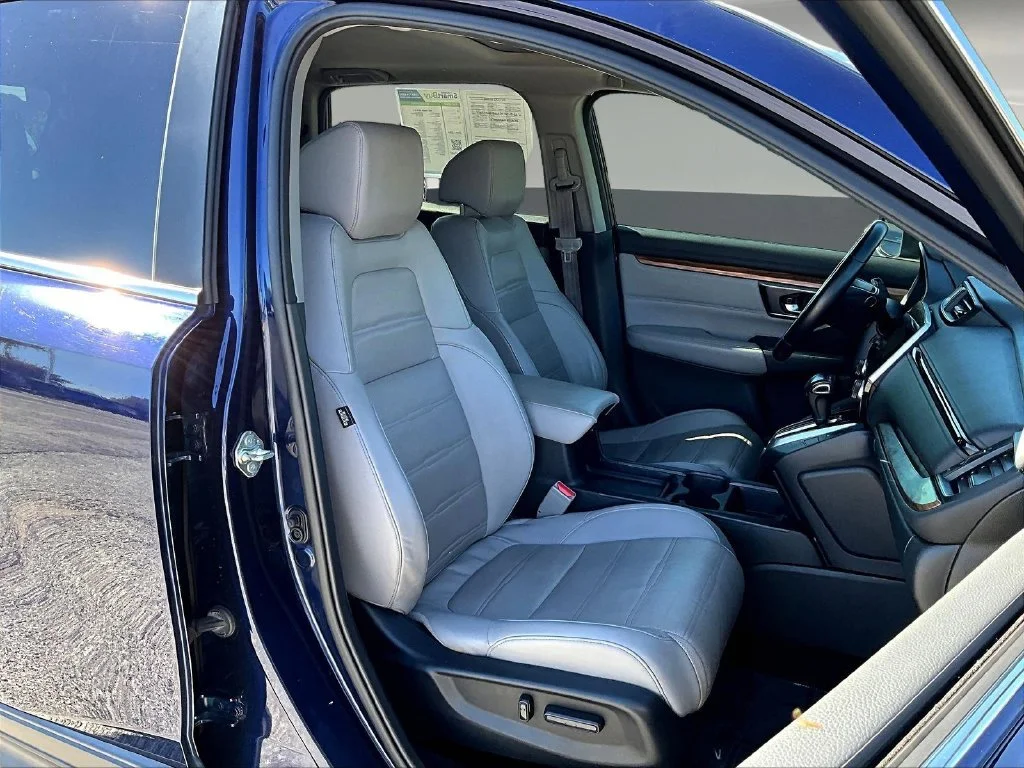 Certified Used 2017 Blue Honda EX-L image 32