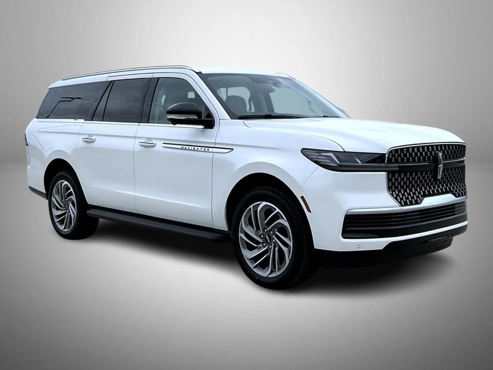 New 2026 White Lincoln Premiere image 3