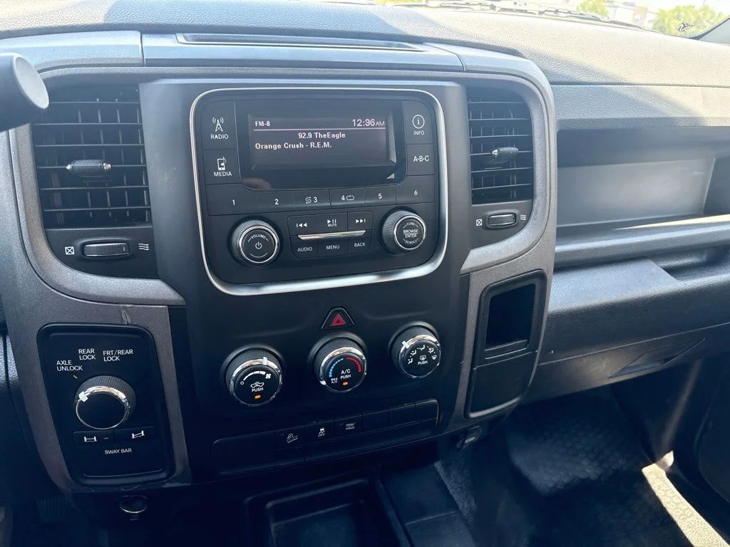 Used 2018 Silver Ram Tradesman image 18