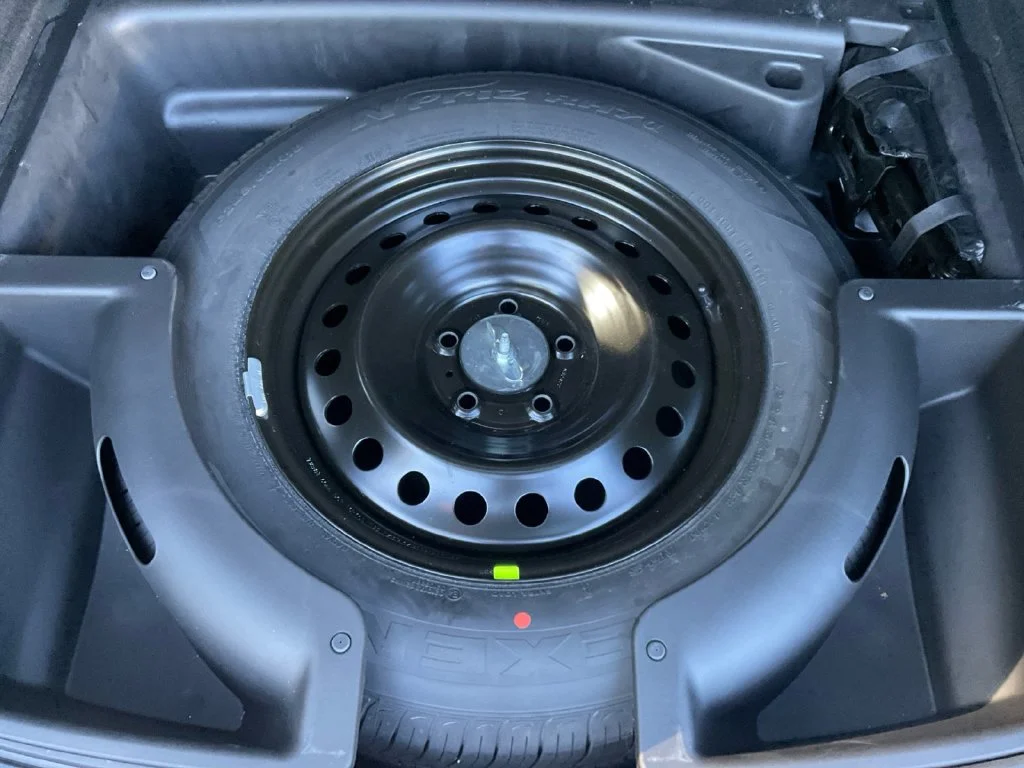 Used 2022 White Jeep Summit image 32