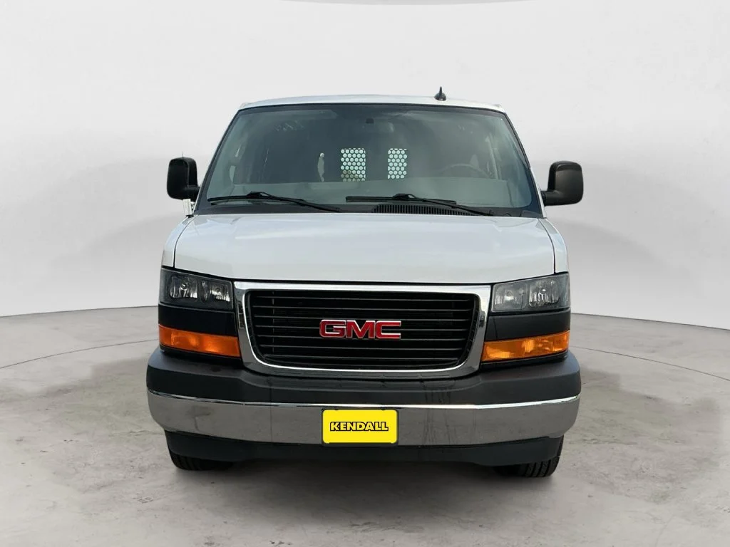 2025 GMC Savana Cargo Work Van - Photo 3