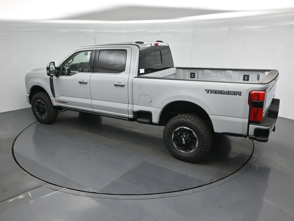 New 2026 Avalanche Ford Platinum image 40