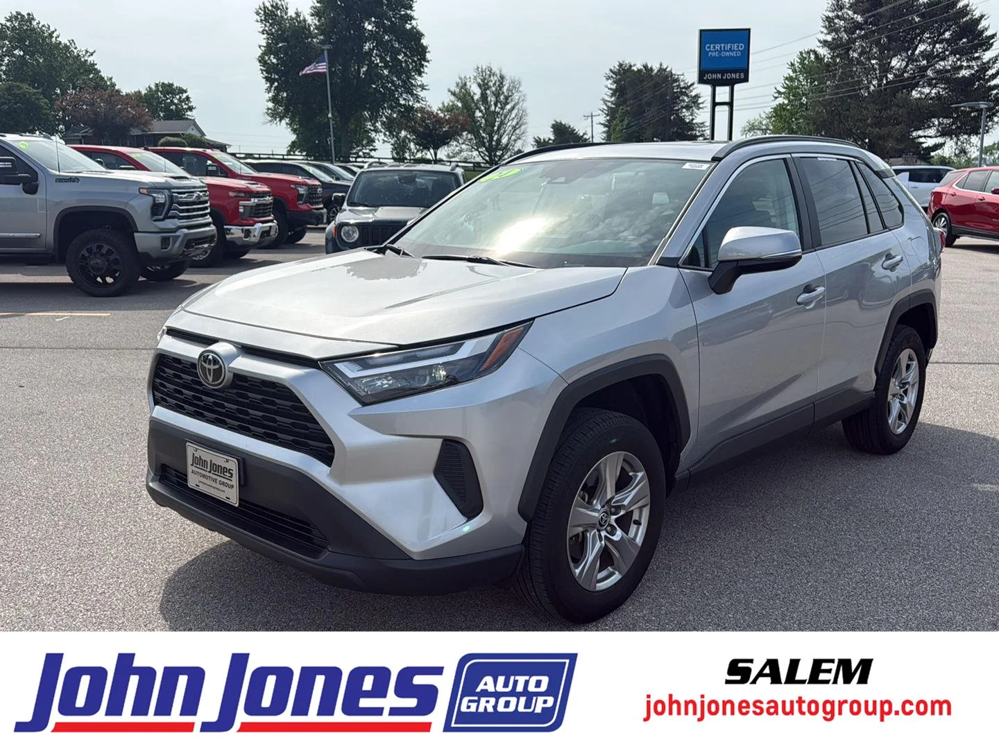 Used 2024 Silver Sky Metallic Toyota XLE image 1