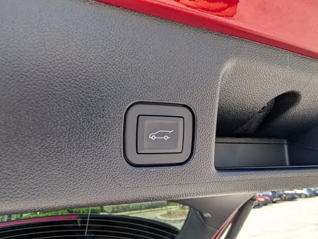 2026 Chevrolet Equinox EV RS - Photo 11