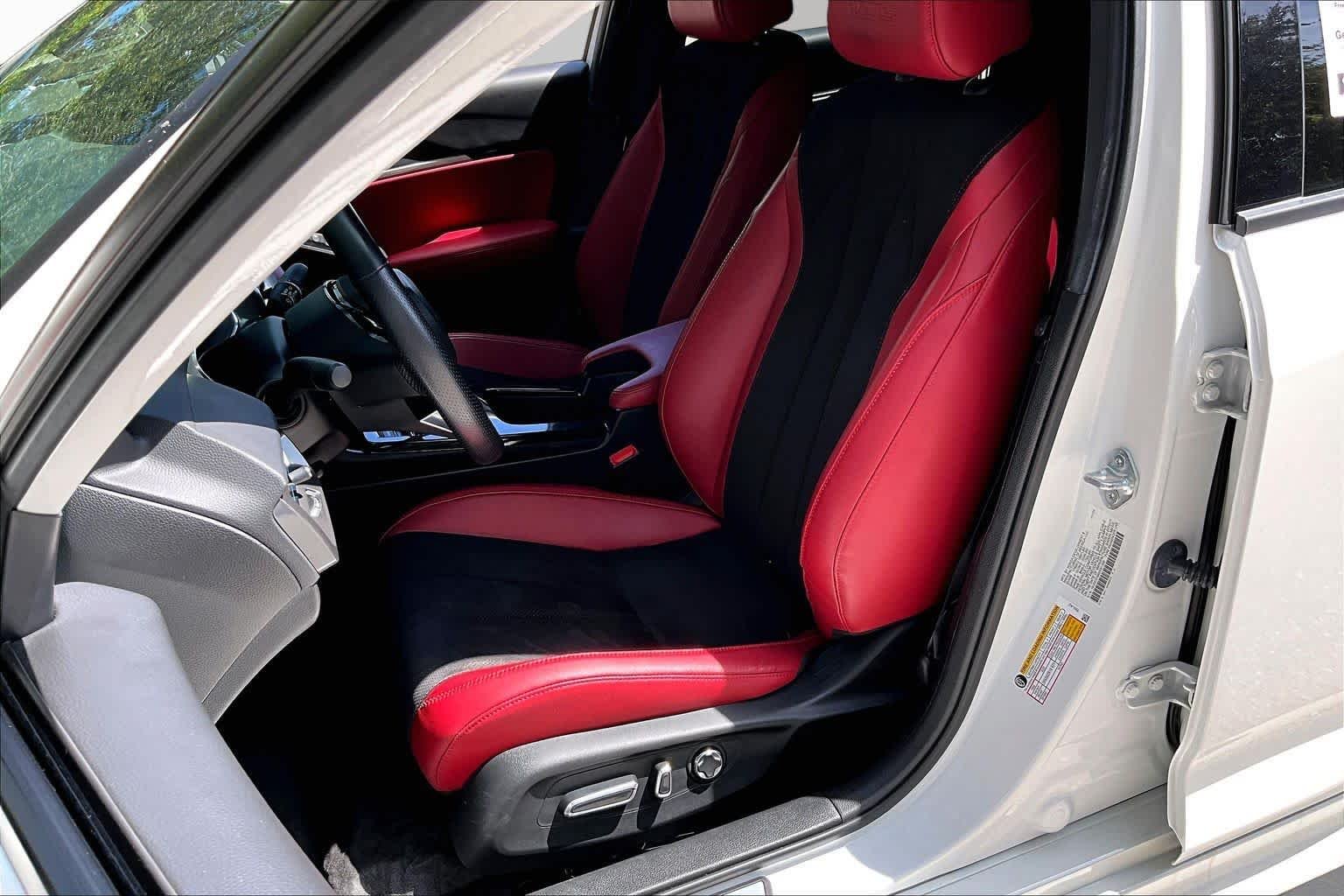 Used 2025 Platinum White Pearl Acura Type S image 8