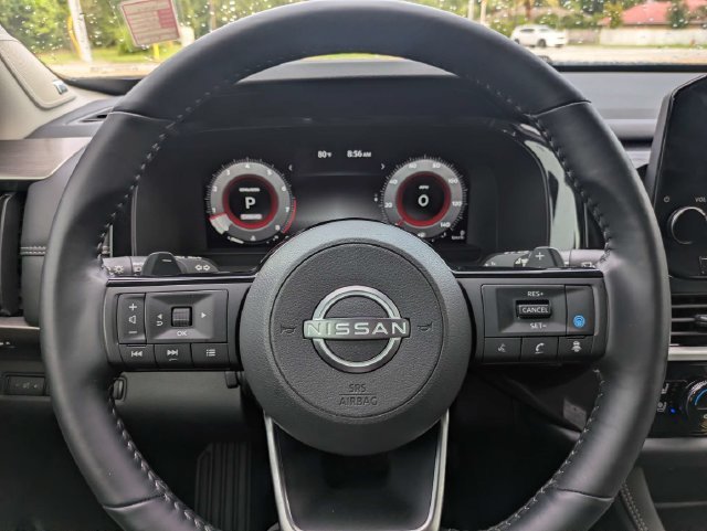 Used 2025 Gray Nissan Platinum image 30