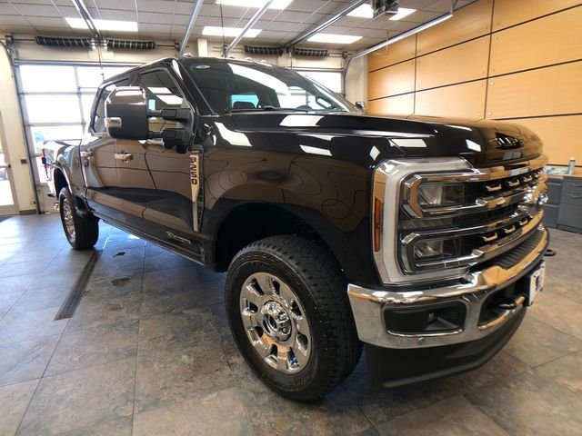 New 2026 Agate Black Metallic Ford F-250® Lariat® image 1