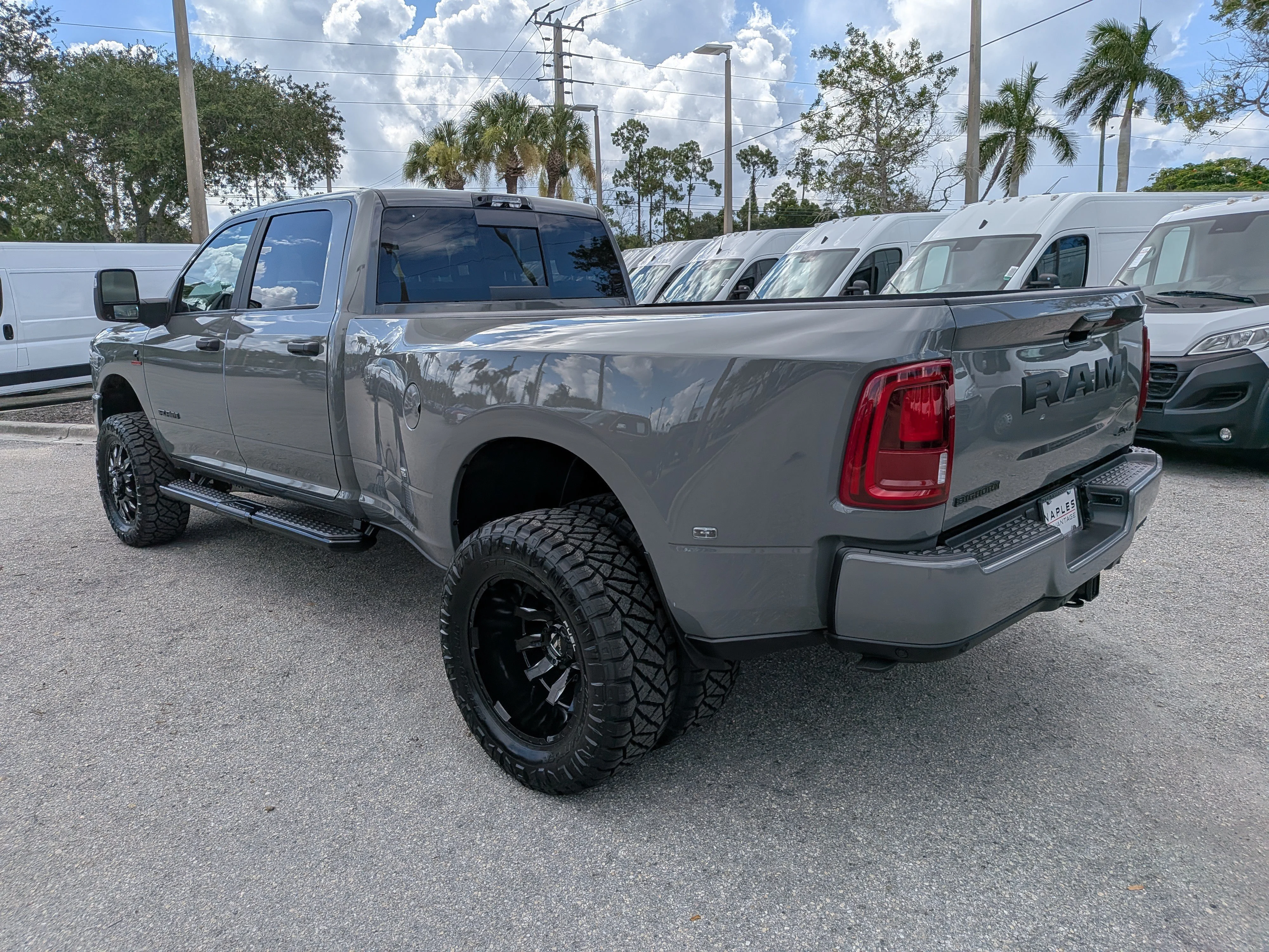 New 2026 Ceramic Gray Clear-Coat Exterior Paint RAM Big Horn image 7