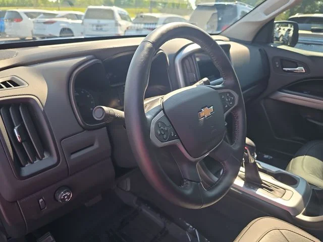 Used 2022 Blue Chevrolet LT image 17