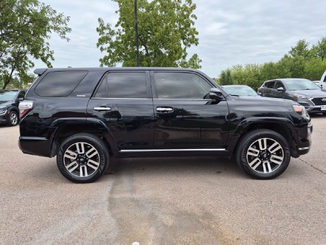 2016 Toyota 4Runner Limited - Photo 8