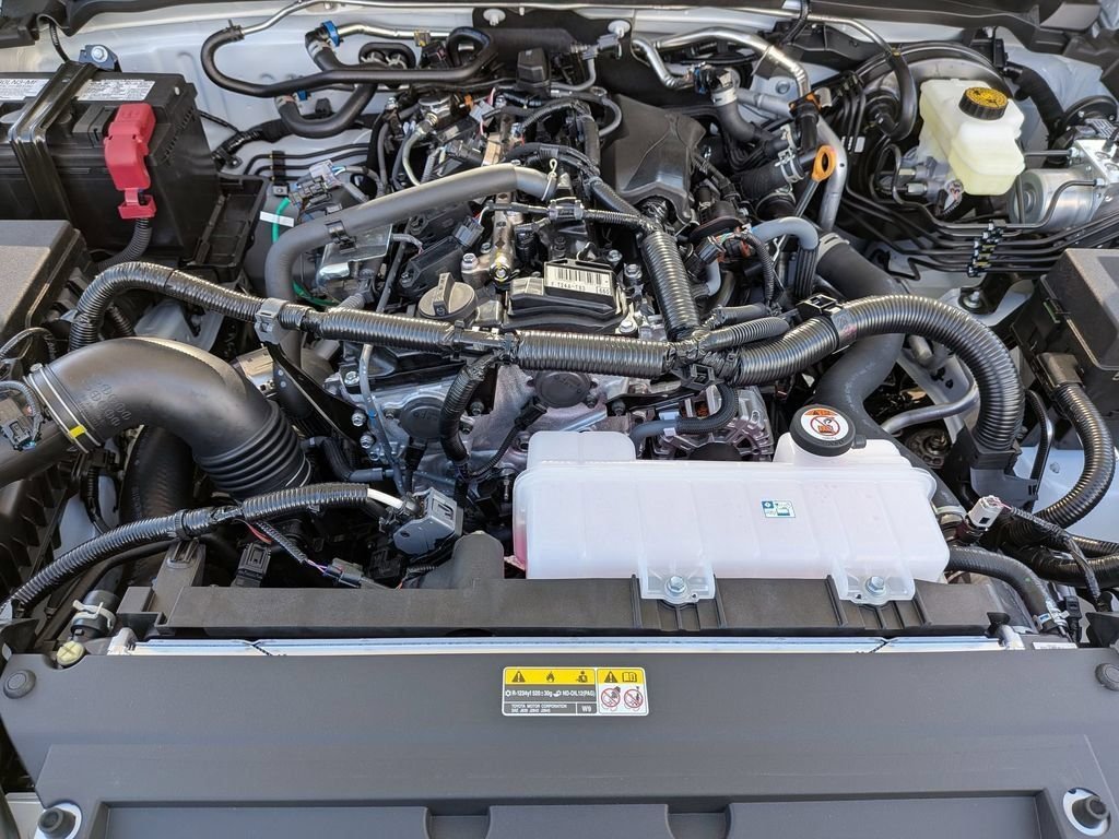 New 2026 Ice Cap Toyota SR5 image 32