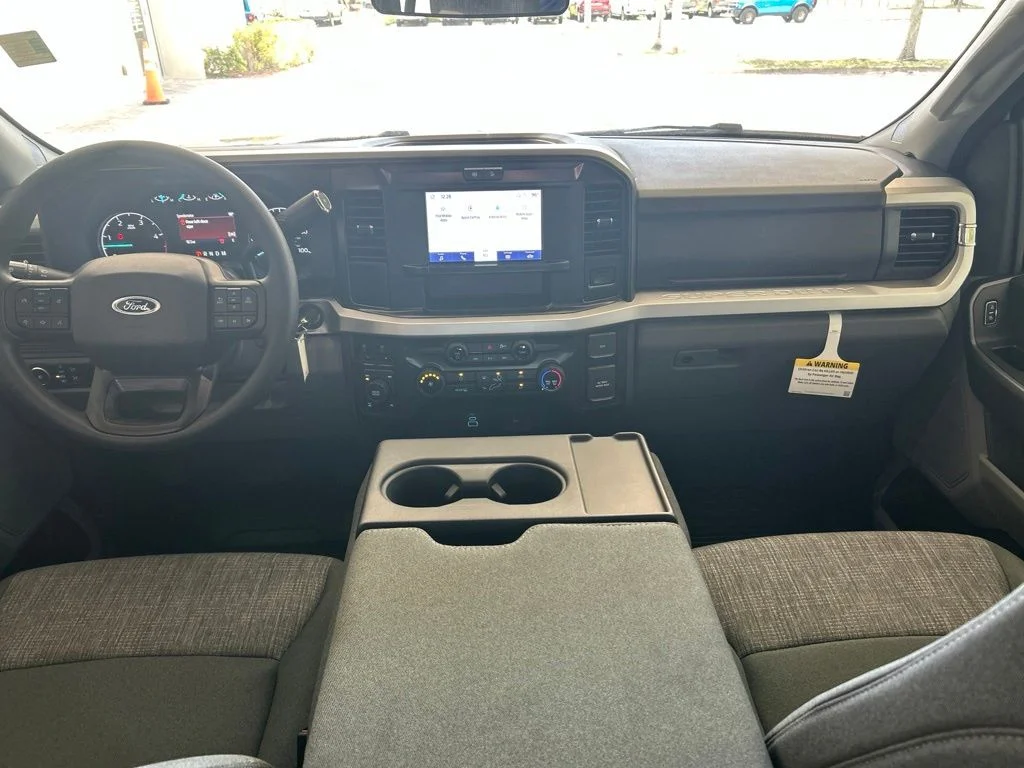 Used 2025 White Ford XLT image 30