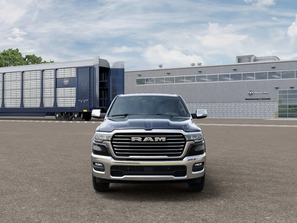New 2026 Diamond Black Crystal Pearl-Coat Exterior Paint RAM Laramie image 6