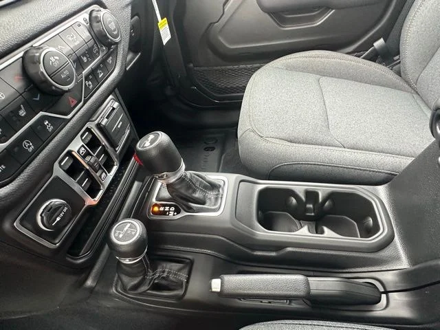 2025 Jeep Wrangler 4-Door Sport S - Photo 27