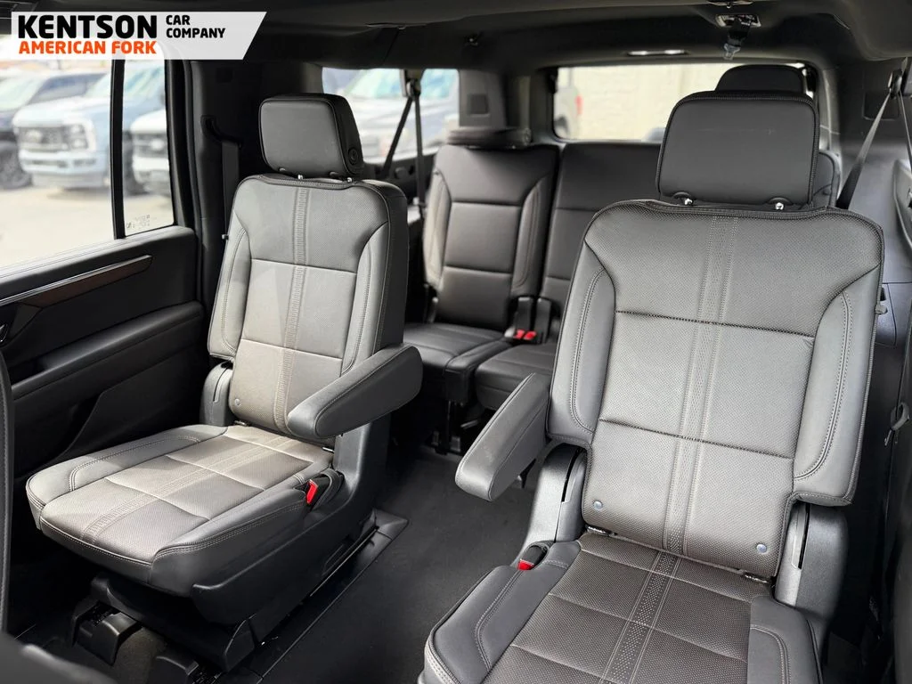 2025 Chevrolet Suburban High Country - Photo 32