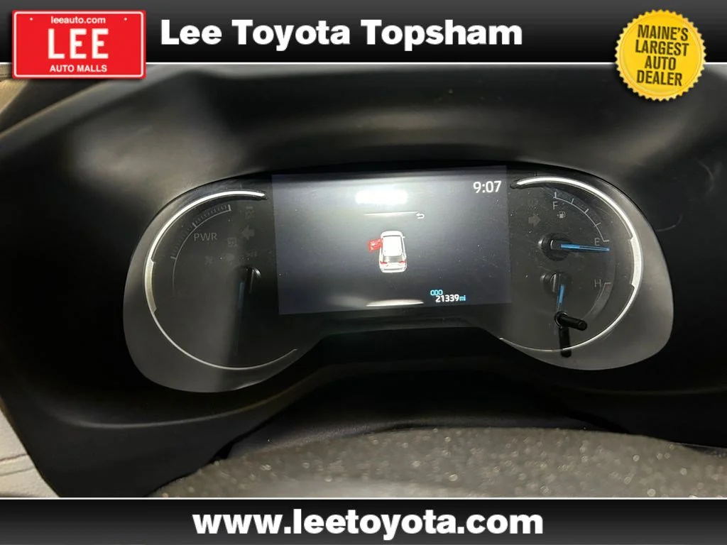 Certified Used 2025 Blueprint Toyota Hybrid XLE image 23