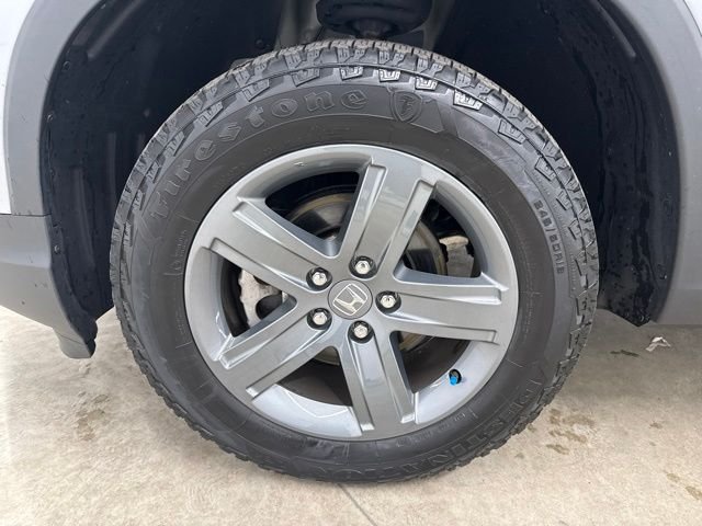 Certified Used 2023 Lunar Silver Metallic Honda RTL image 14