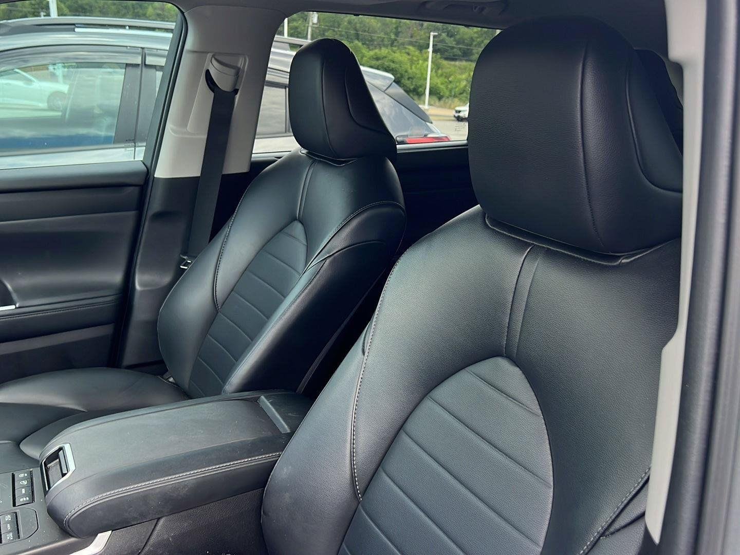 Used 2022 Celestial Silver Metallic Toyota XLE image 10