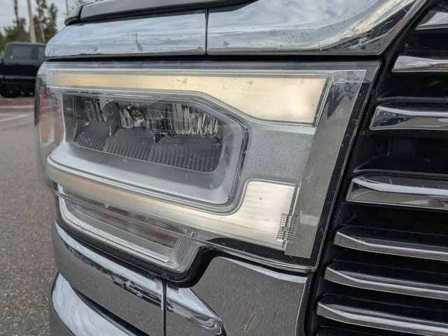 Used 2020 Crystal Metallic Ram Laramie image 9