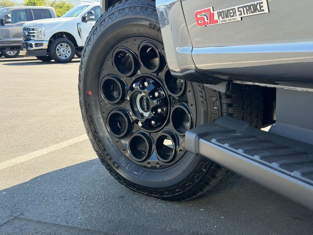 New 2026 Carbonized Gray Metallic Ford F-250® Lariat® image 15