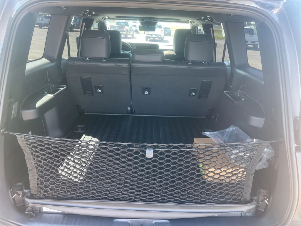 Used 2025  Toyota Base image 15