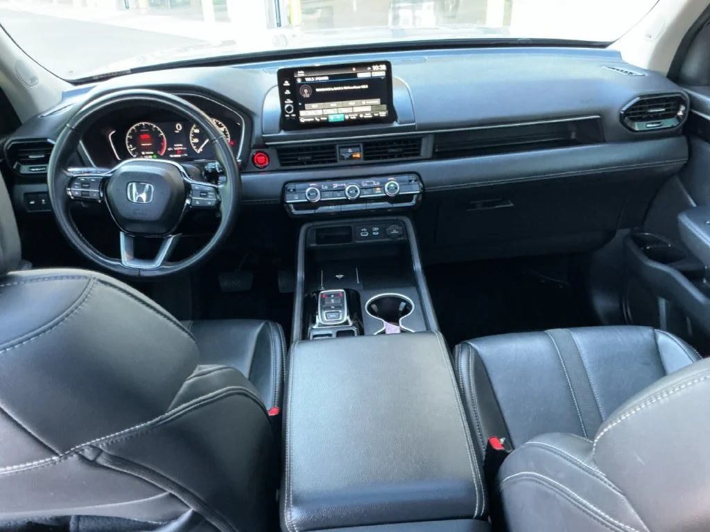 Used 2025 Blue Honda Touring image 27