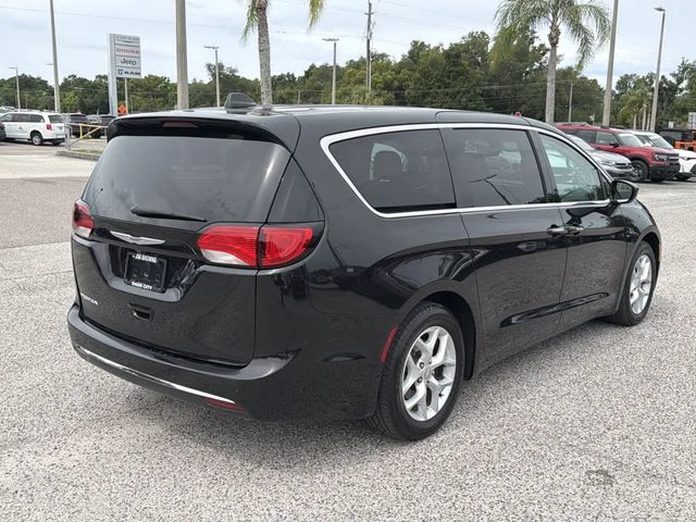 Used 2018 Black Chrysler Touring Plus image 4