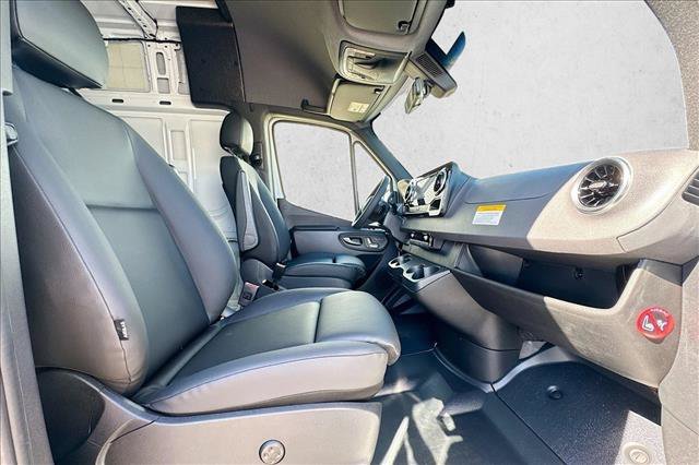 2026 Mercedes-Benz Sprinter Cargo Van Base - Photo 50