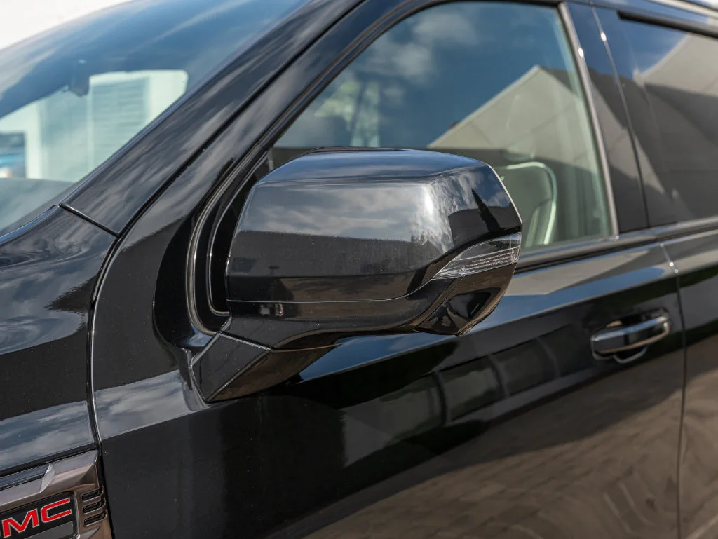 Used 2025 Onyx Black GMC AT4 Ultimate image 17
