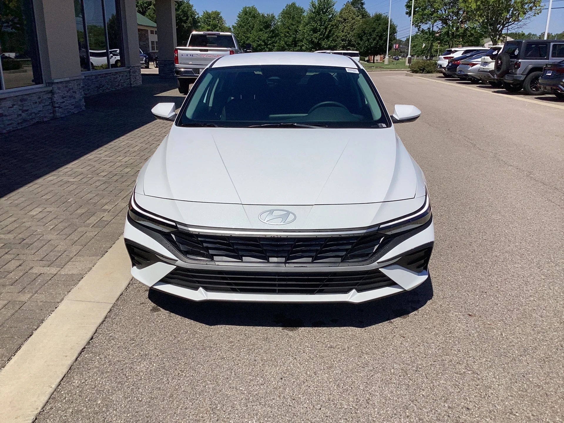 New 2026 Serenity White Pearl Hyundai SE image 4