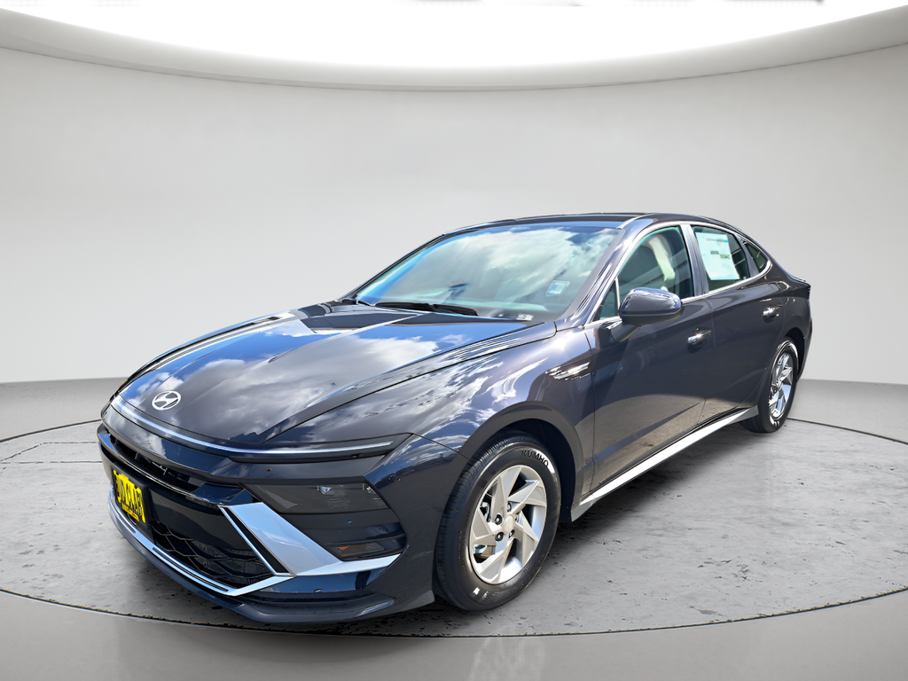 2026 Hyundai Sonata SE's photo