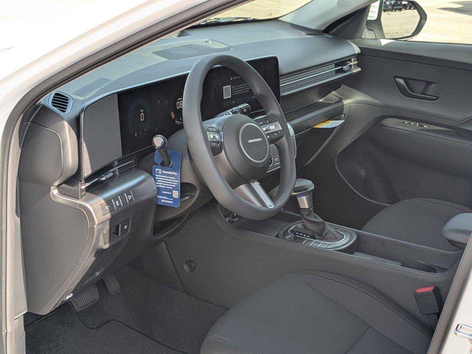 New 2027 Atlas White Hyundai SE image 2