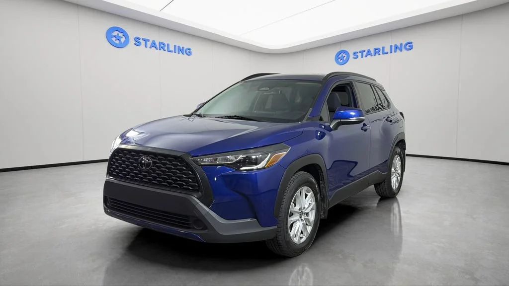 2023 Toyota Corolla Cross LE - Photo 1