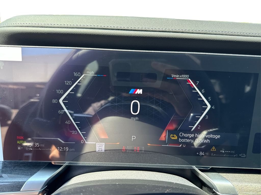 New 2026 Black BMW 750e xDrive image 22