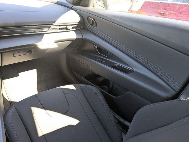 New 2026 Gray Hyundai SEL Sport Premium image 16
