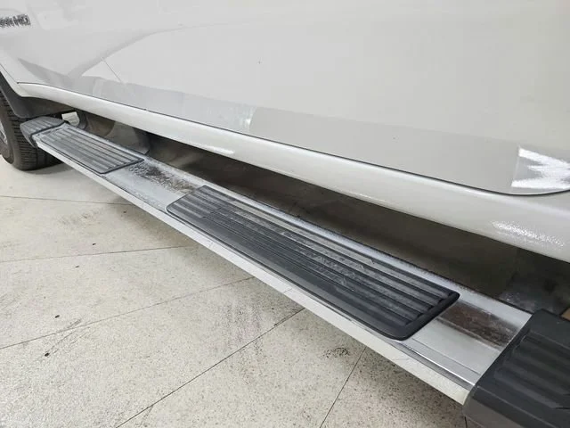 Used 2025 Summit White GMC SLT image 49