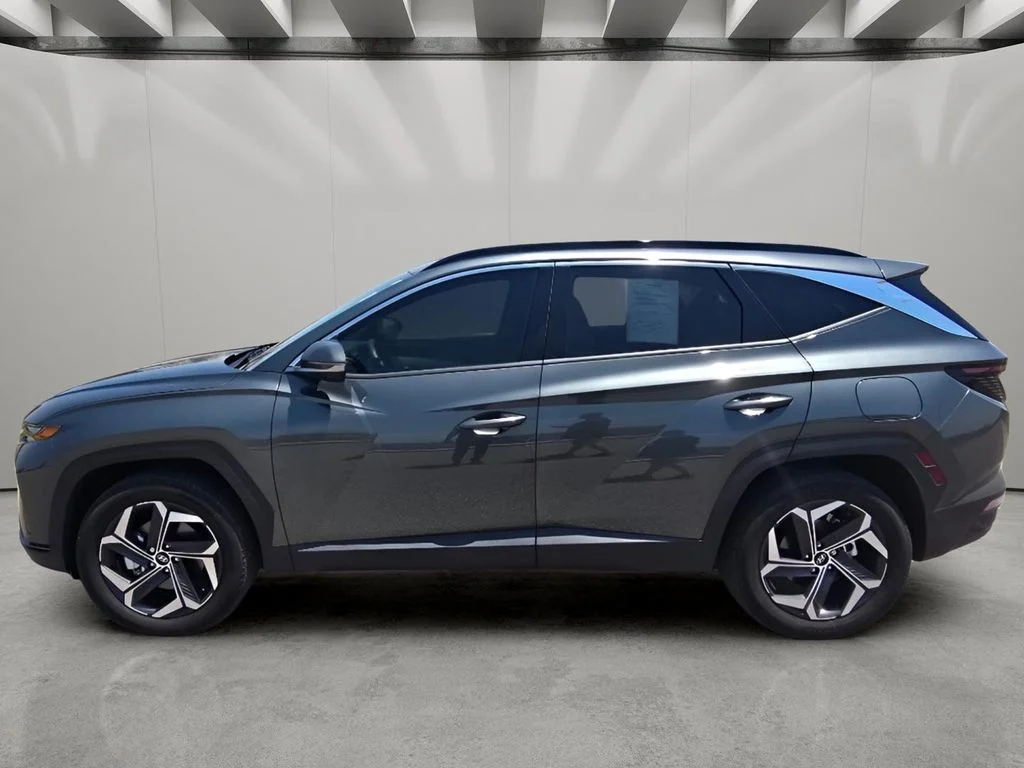 Used 2024 Amazon Gray Hyundai Limited image 2