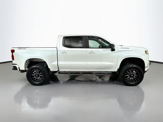 Used 2019 Beige Chevrolet RST image 8