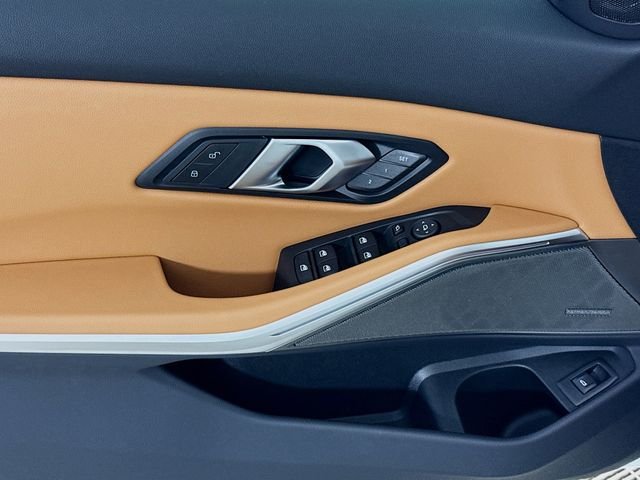 2026 BMW 3 Series 330i - Photo 18