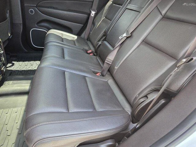 Used 2018 Ivory 3-Coat Jeep Summit image 23