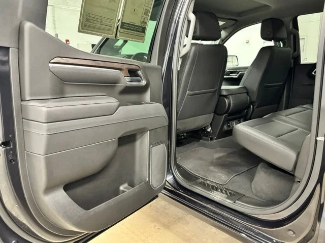 Used 2026 Silver GMC SLT image 18