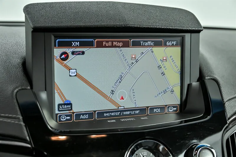 Used 2013 Black Diamond Tricoat Cadillac  image 27