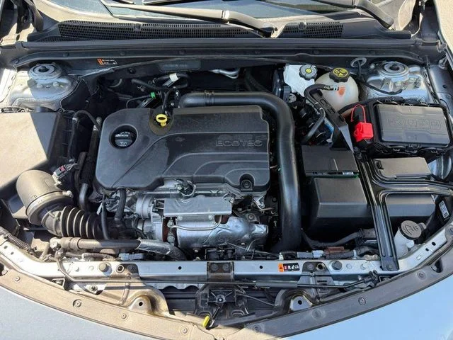 Used 2024 Gray Chevrolet LT image 33