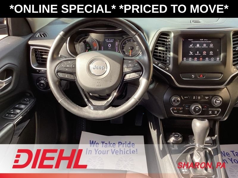 Used 2020 Black Jeep Latitude Plus image 31