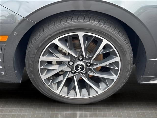 Used 2023 Gray Hyundai Limited image 20