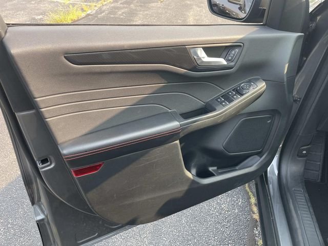 Used 2025 Carbonized Gray Metallic Ford ST-Line Select image 19