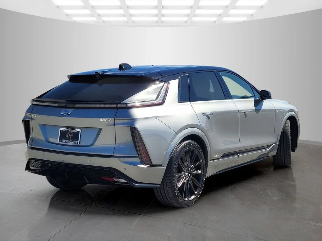 2026 Cadillac LYRIQ V Premium - Photo 5